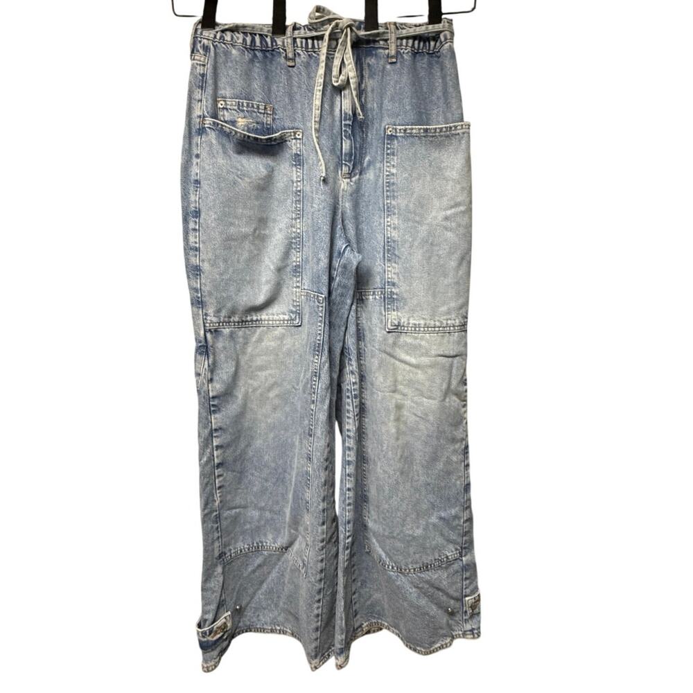 Free People We The Free CRVY Outlaw Jeans Size L Wide Leg Utility Cargo Lt Wash